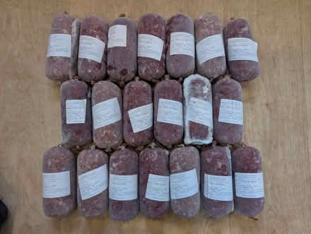 Photo of free Raw feed frozen dog food (East Hagbourne OX11) #1