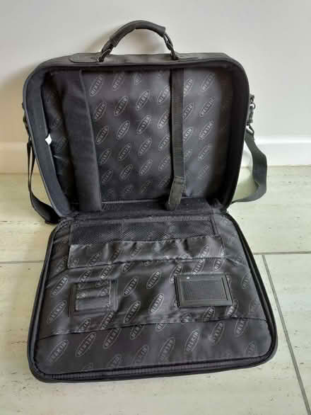 Photo of free Laptop bag (Wokingham RG41) #2
