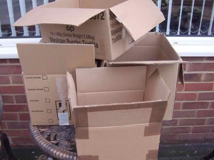 Photo of free 4 boxes suitable for ebay or moving or storing (Durrington BN13) #1