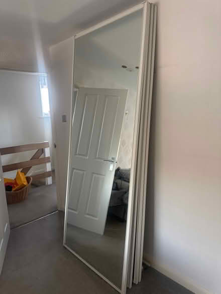 Photo of free 4 x sliding mirror doors (Hitchin (South)) #1
