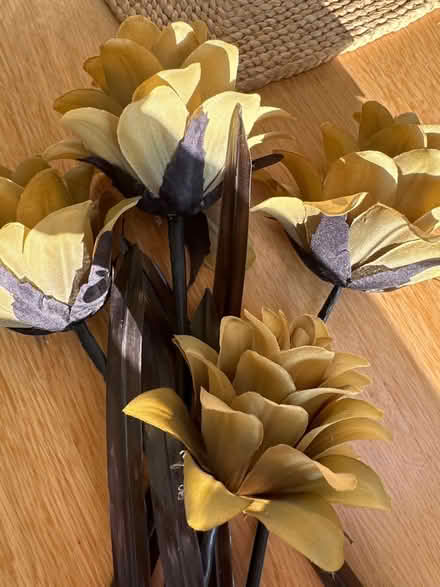 Photo of free 4 artificial flowers (Lexden CO3) #1