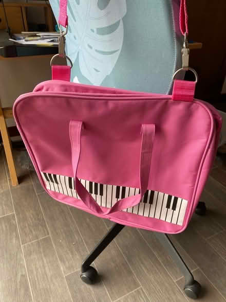 Photo of free Pink tote bag with piano logo (Upper Largo KY8) #2