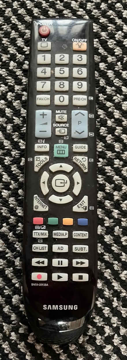 Photo of free TV remote controls (Welling DA16) #1