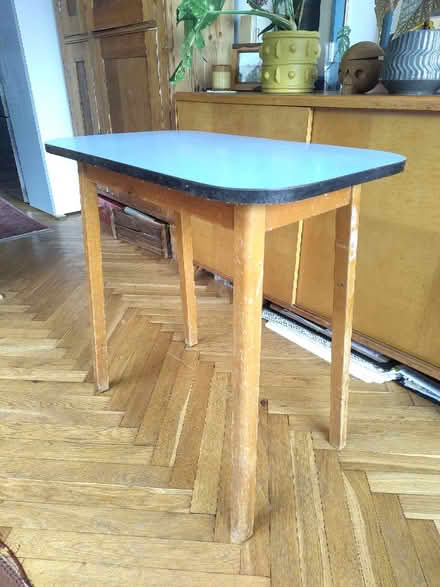 Photo of free 1970s Table (SW11 5) #1
