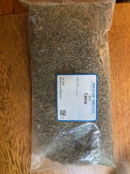 Photo of free Half pound bag of catnip (01801) #1