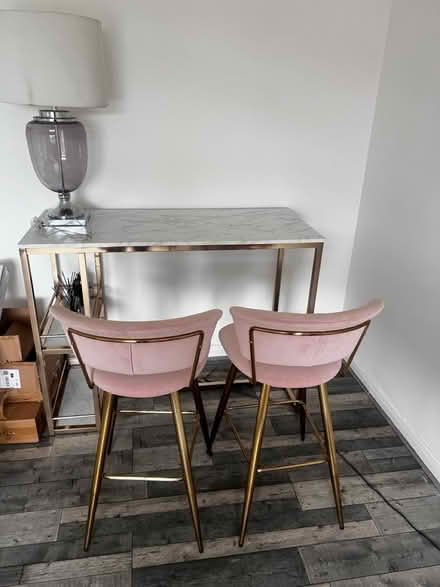 Photo of free Breakfast bar with 2 stools (SE25 6NE) #1