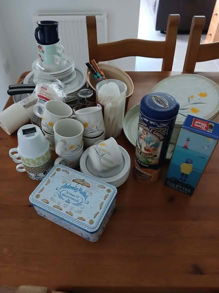 Photo of free Kitchen items (Rydon Park EX2) #1