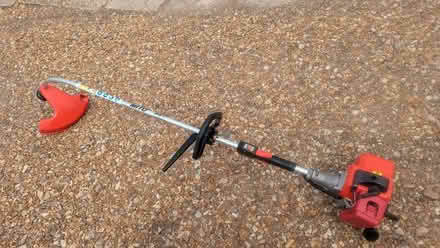 Photo of Cordless/petrol hedge trimmer/strimmer (Or Broken generator) (Pokesdown BH7) #2