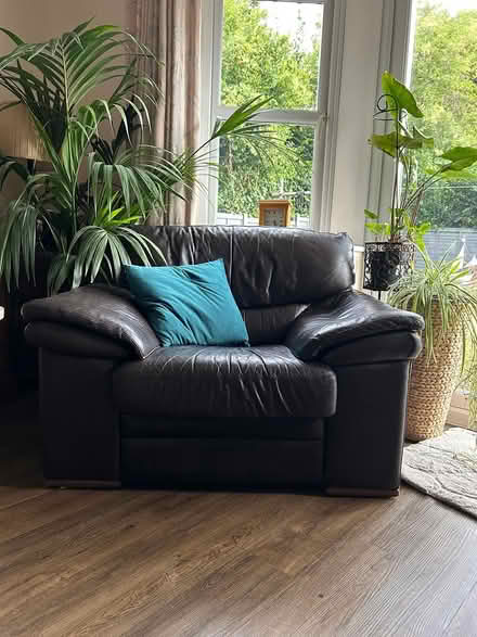 Photo of free Brown chair (RG4) #1