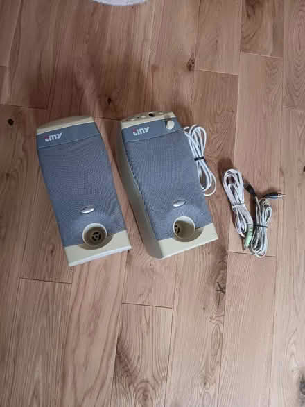 Photo of free Tiny speakers (Fords Farm RG30) #1