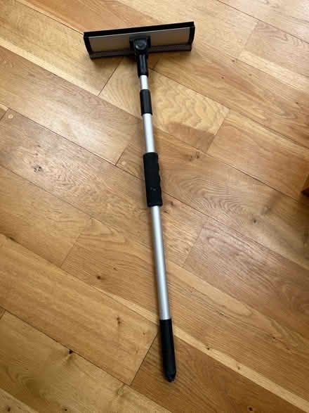 Photo of free Extendable window washer wiper (Crosspool S10) #2