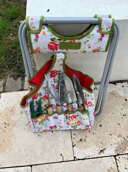 Photo of free Gardening chair and tools (Old Windsor SL4) #2