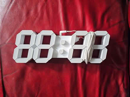 Photo of free Usb powered led clock (Heaton Chapel SK4) #2