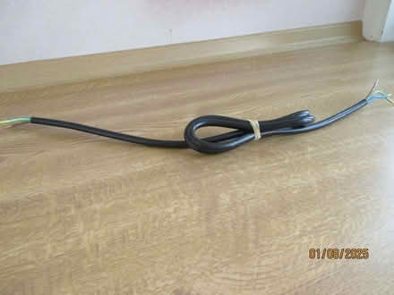 Photo of free Heavy duty cooker cable (flexible), 2.5 mm (Bixley IP5) #1
