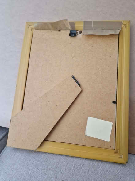 Photo of free 2 picture frames (Kew TW9) #2