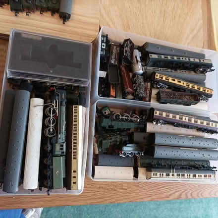 Photo of free N gauge train bits (West Worthing BN11) #1