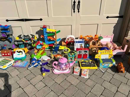 Photo of free Lots of toys, books and games (Centerville) #4