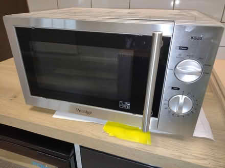 Photo of free Prestige 700w Microwave (Leicester City Centre) #1
