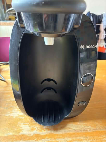 Photo of free Bosch tassimo coffee machine (Garnethill G3) #1