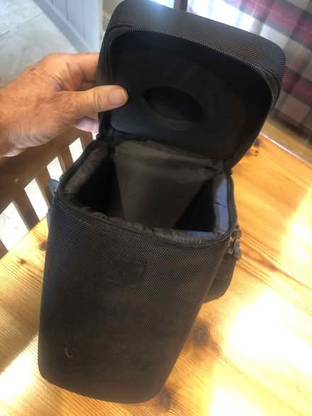 Photo of free carry case for camera lens (wrington BS40) #2