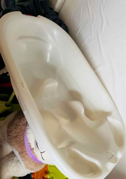 Photo of free Baby bath tub (Hemel Hempstead) #2