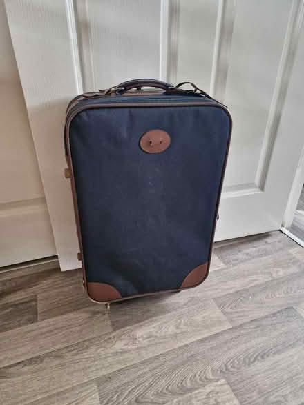 Photo of free Small suitcase (Endmoor LA8) #1