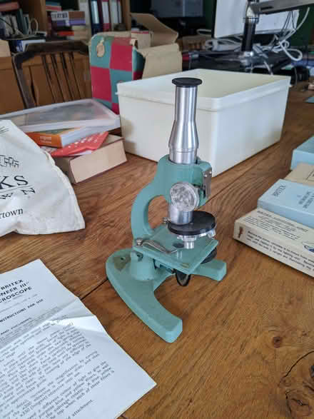 Photo of free Child's microscope (Cutteslowe OX2) #1