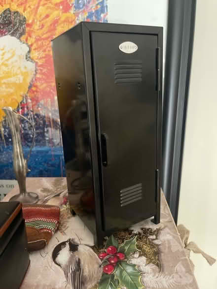Photo of free Mini locker (Farmington Hills) #1
