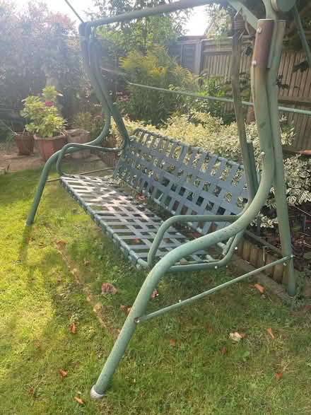 Photo of free Swinging seat (Pinkneys Green SL6) #2