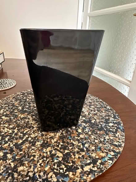 Photo of free Black glass vase (Fetcham) #1