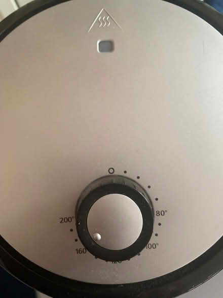 Photo of free Tower Airfryer (Rochford SS4) #2