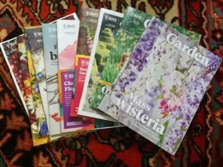 Photo of free RHS Garden magazines x 10 (Kt12 4lb) #1