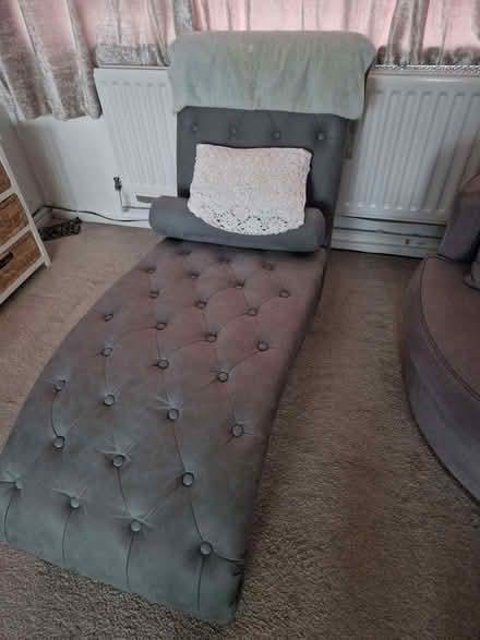 Photo of free Chaise (Latchmere SW11) #1