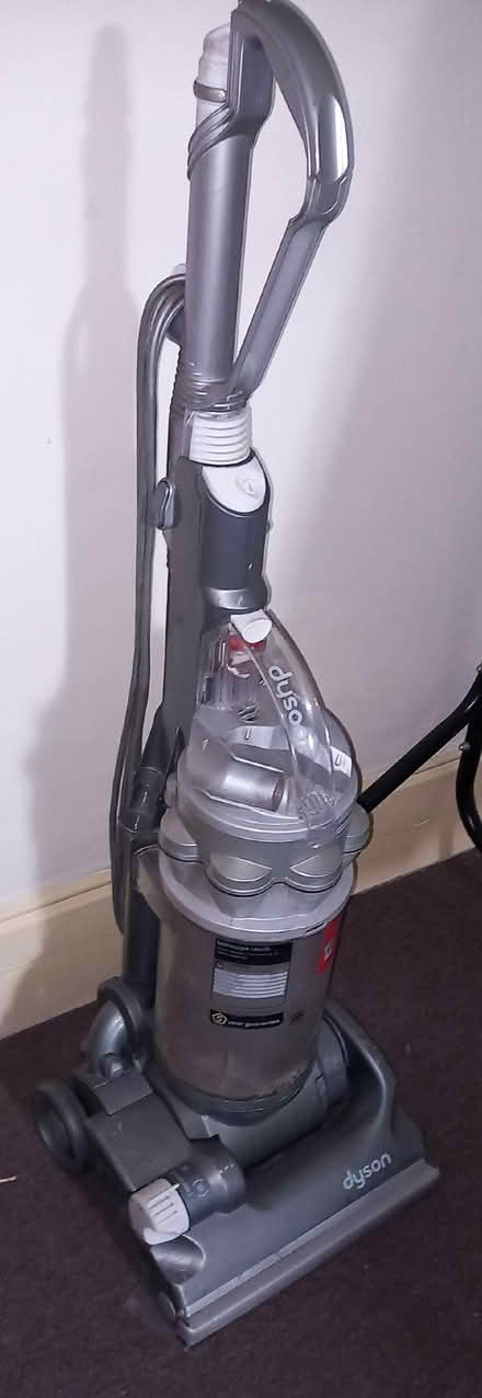 Photo of free working dyson (Bexhill-on-Sea) #1