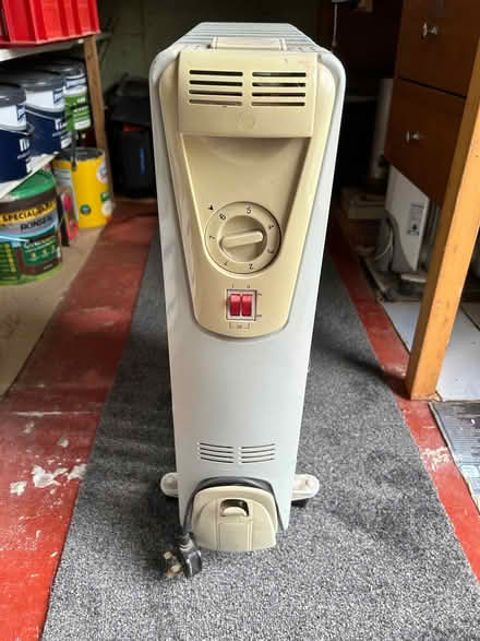 Photo of free Electric heater (Moor Park L9) #1