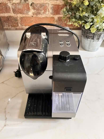 Photo of free DeLonghi Nespresso coffee machine (Malvern Link WR14) #1