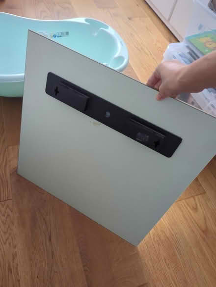 Photo of free bathroom mirror (Bexleyheath DA6) #2