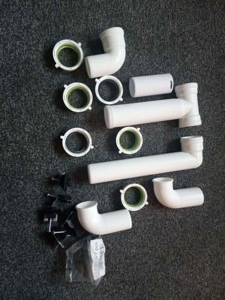 Photo of free Plumbing Waste Bits (new) (Whitnash CV31) #1