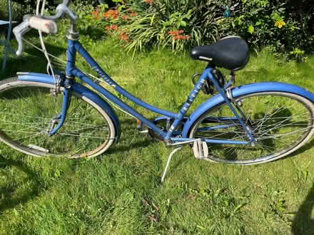 Photo of free Raleigh Chiltern ladies bicycle (Fairfield LA1) #2