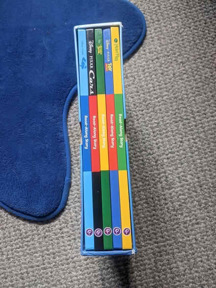 Photo of free Disney books (Meole Brace SY3) #1