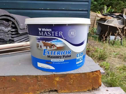 Photo of free Exterior paint (Cassiobury WD17) #1