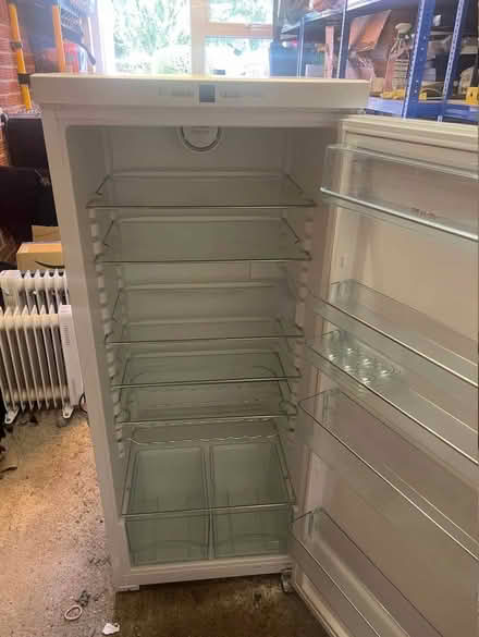 Photo of free miele fridge k 12421 sn (Wivenhoe) #3