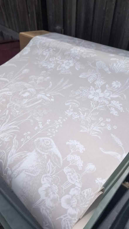 Photo of free Wallpaper (Chesterfield S42) #3