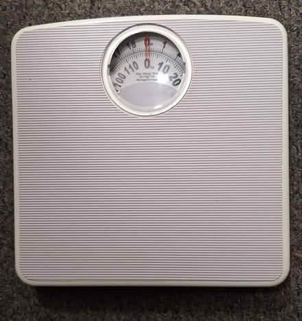 Photo of free Weighing scale (CV2) #1