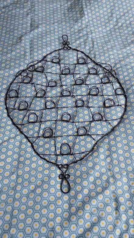 Photo of free Wire postcard/picture holder (Weston) #1