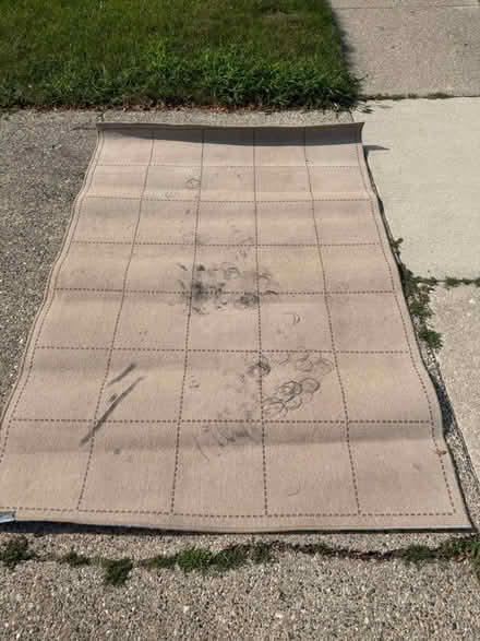Photo of free Porch rug (Near stadium) #2