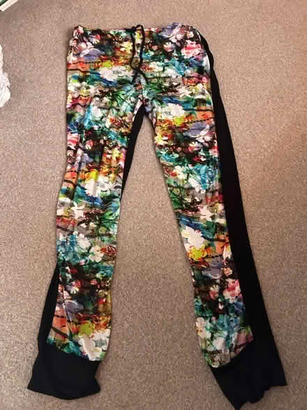 Photo of free New or worn once, size M (Forrest hill station) #3