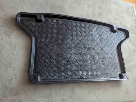 Photo of free Kia Niro/e-Niro (2017-2022) boot liner tray (Deckham NE9) #1