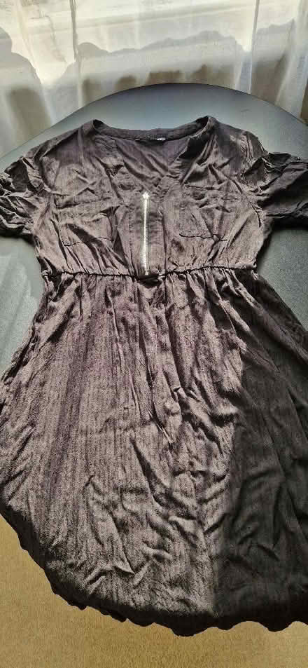 Photo of free Women's dresses (Wandsworth Common SW12) #2