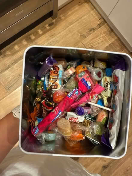 Photo of free Candy from Halloween (Newbury Park IG2) #1